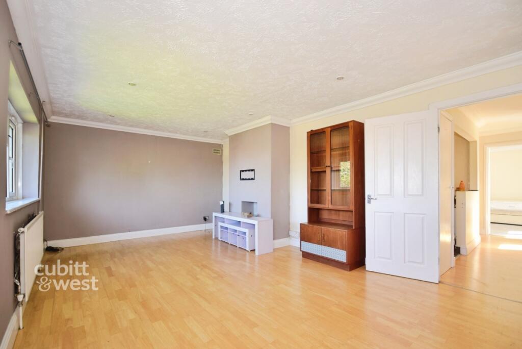 2 bed Annexe for rent in Crawley. From Cubitt & West Residential Lettings - Crawley