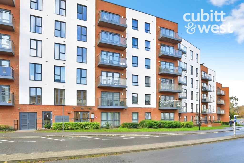 1 bed Apartment for rent in Ifieldwood. From Cubitt & West Residential Lettings - Crawley 1 bed Apartment for rent in Ifieldwood. From Cubitt & West Residential Lettings - Crawley