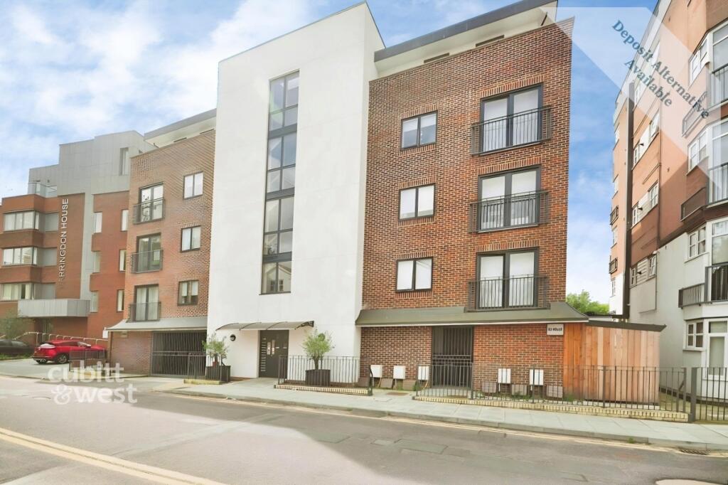 2 bed Apartment for rent in East Grinstead. From Cubitt & West Residential Lettings - Crawley