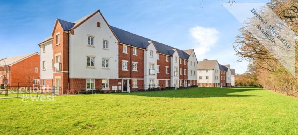 2 bed 1st Floor Flat for rent in Worth Abbey. From Cubitt & West Residential Lettings - Crawley