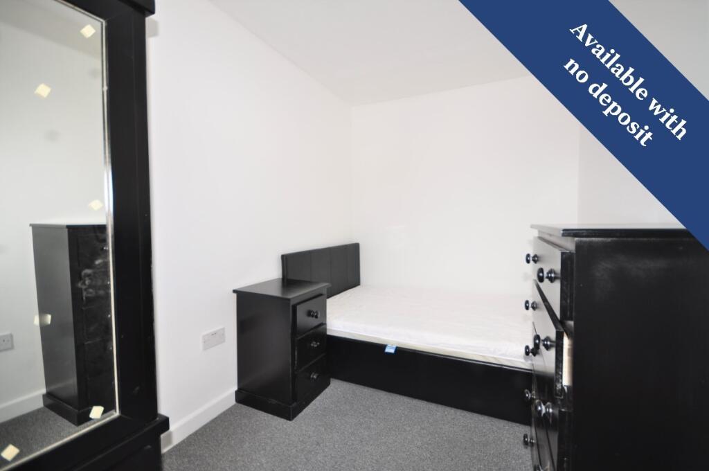 1 bed House Share for rent in Pease Pottage. From Cubitt & West Residential Lettings - Crawley 1 bed House Share for rent in Pease Pottage. From Cubitt & West Residential Lettings - Crawley