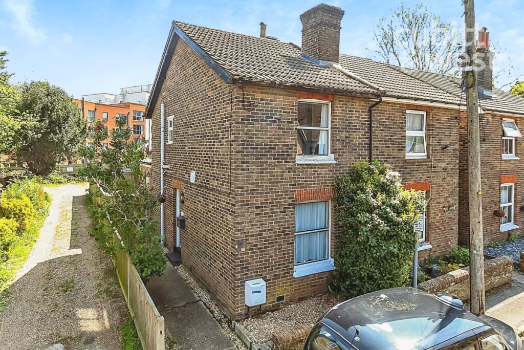 1 bed House Share for rent in Ifieldwood. From Cubitt & West Residential Lettings - Crawley 1 bed House Share for rent in Ifieldwood. From Cubitt & West Residential Lettings - Crawley