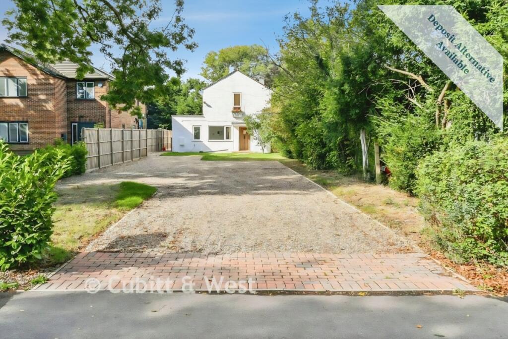 3 bed Detached for rent in Horley. From Cubitt & West Residential Lettings - Crawley 3 bed Detached for rent in Horley. From Cubitt & West Residential Lettings - Crawley