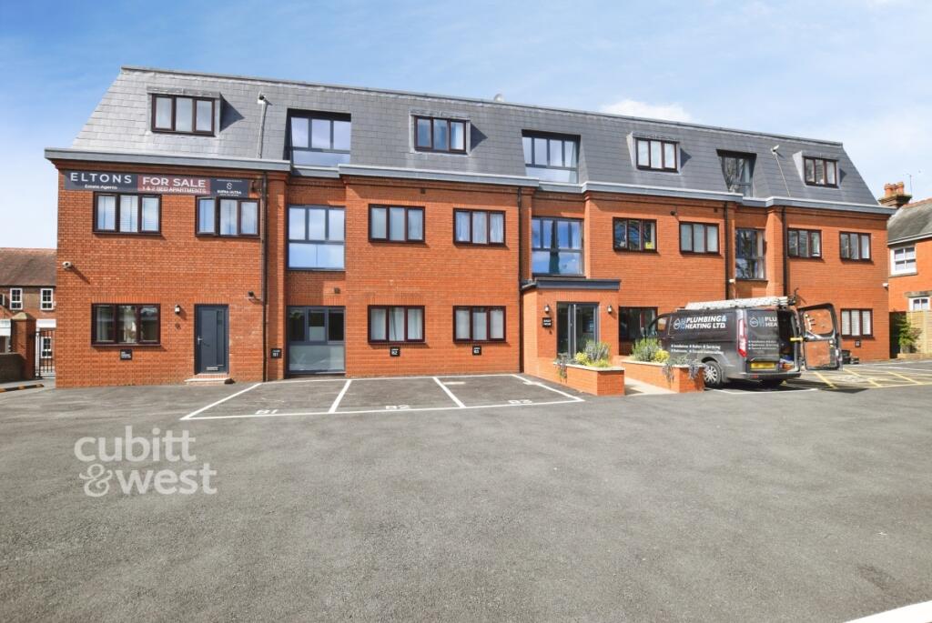 1 bed Apartment for rent in Horsham. From Cubitt & West Residential Lettings - Horsham