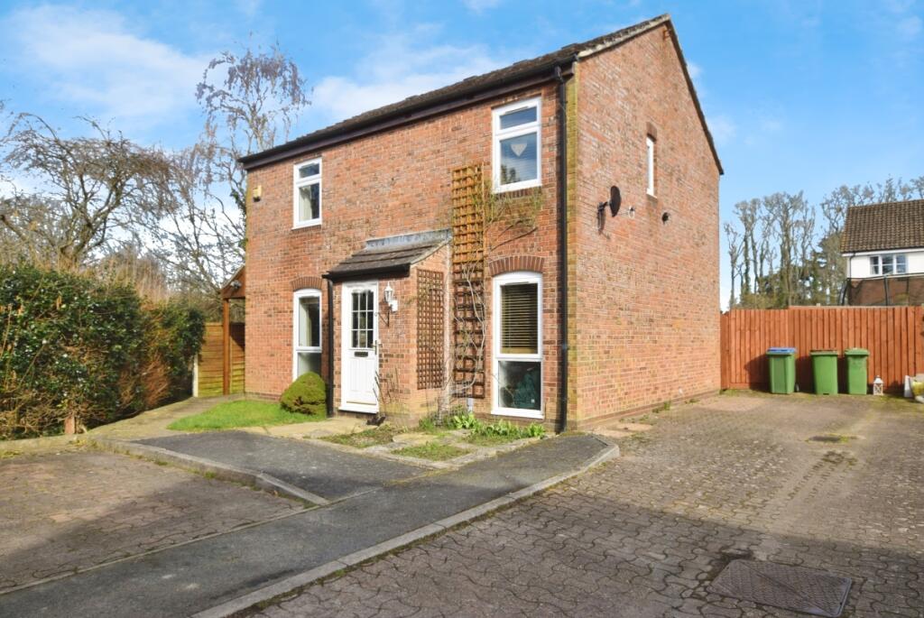 2 bed Semi Detached for rent in Horsham. From Cubitt & West Residential Lettings - Horsham