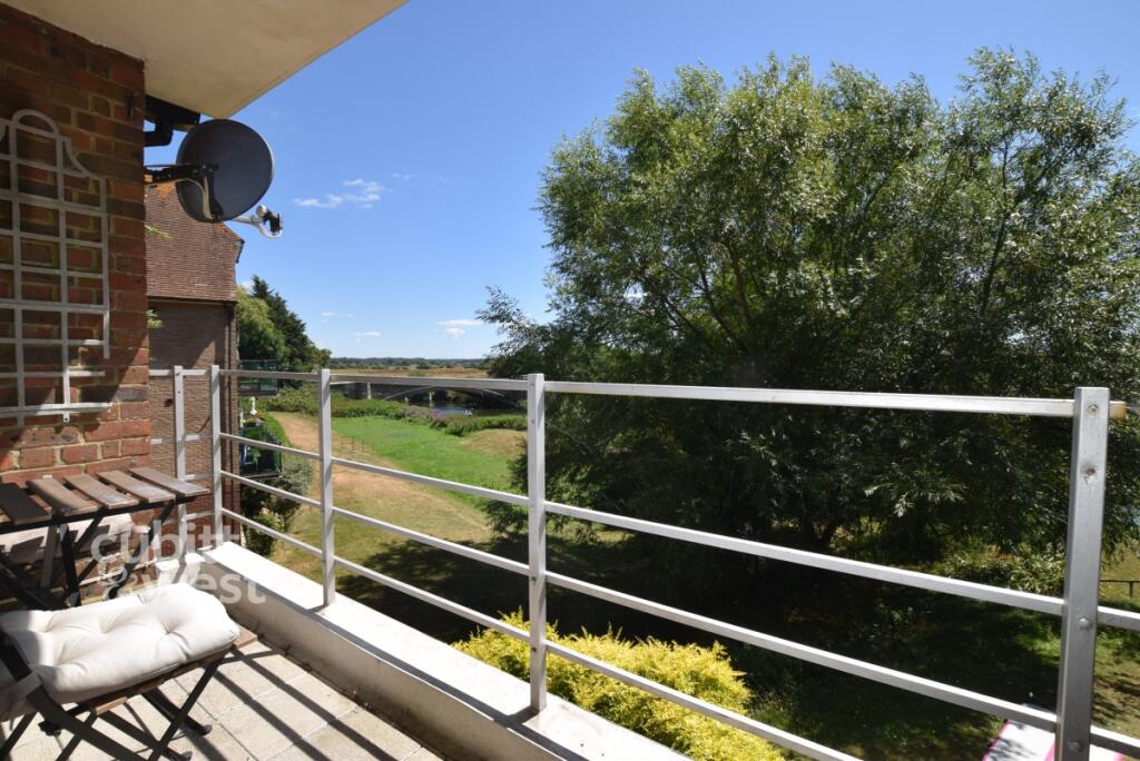 3 bed Apartment for rent in Pulborough. From Cubitt & West Residential Lettings - Horsham