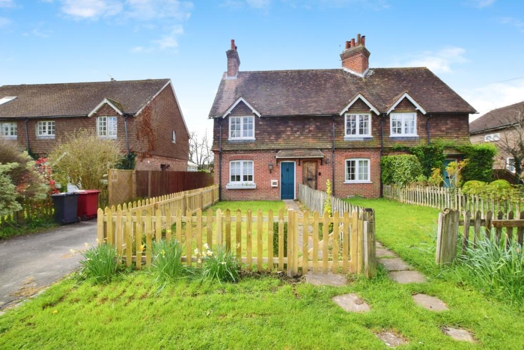 3 bed Semi Detached for rent in Kirdford. From Cubitt & West Residential Lettings - Horsham