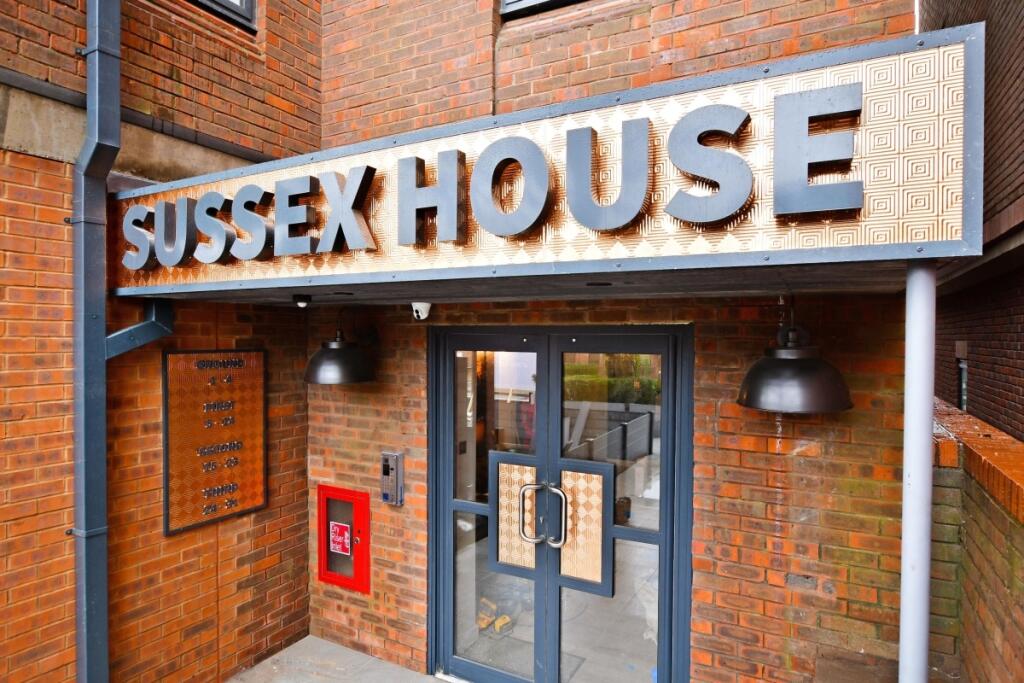 1 bed 1st Floor Flat for rent in Horsham. From Cubitt & West Residential Lettings - Horsham 1 bed 1st Floor Flat for rent in Horsham. From Cubitt & West Residential Lettings - Horsham