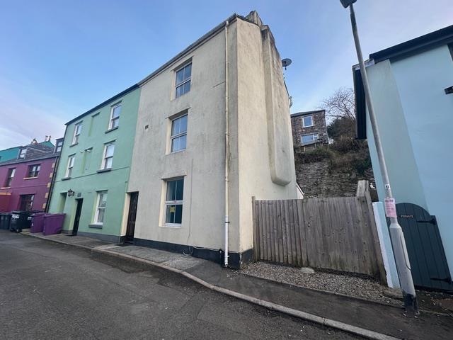 2 bed End of Terrace for rent in Plymouth. From Julian Marks - Plymstock