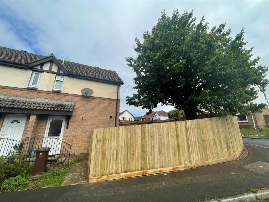 2 bed Mid Terraced House for rent in Plymouth. From Julian Marks - Plymstock 2 bed Mid Terraced House for rent in Plymouth. From Julian Marks - Plymstock