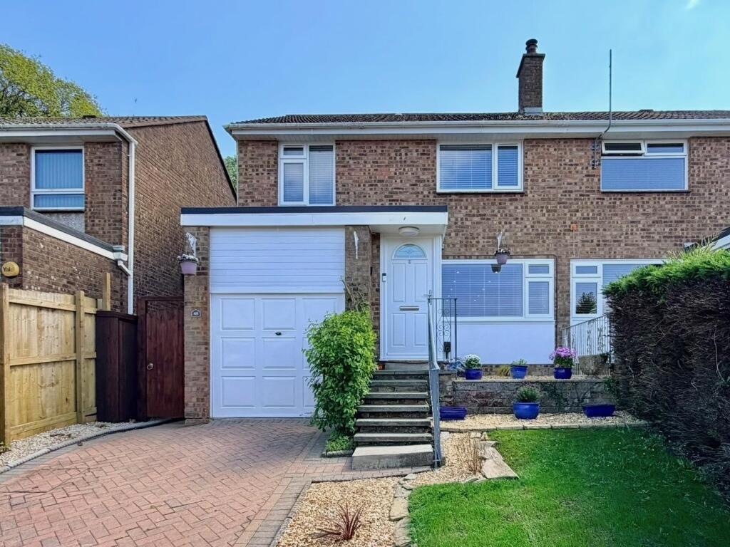 3 bed Semi Detached for rent in Plymstock. From Julian Marks - Plymstock 3 bed Semi Detached for rent in Plymstock. From Julian Marks - Plymstock