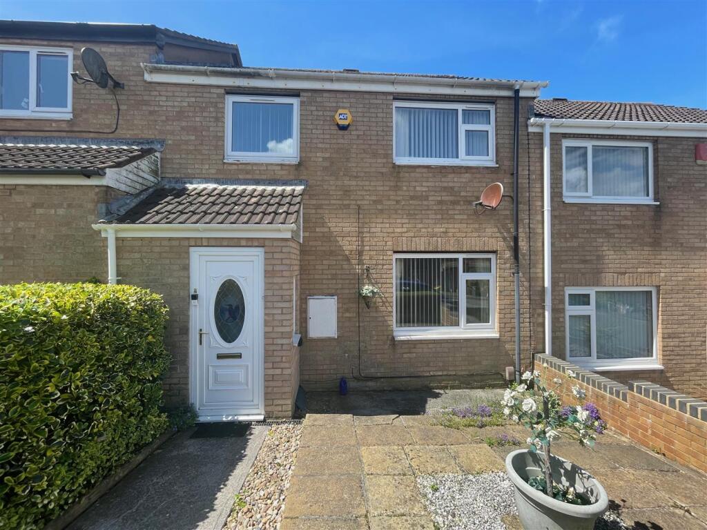 3 bed Mid Terraced House for rent in Plymouth. From Julian Marks - Plymstock