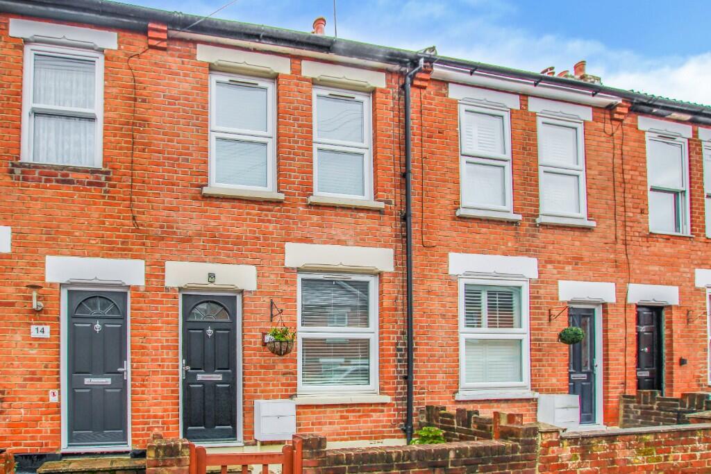 2 bed Mid Terraced House for rent in South Weald. From Keith Ashton - Brentwood - Lettings 2 bed Mid Terraced House for rent in South Weald. From Keith Ashton - Brentwood - Lettings