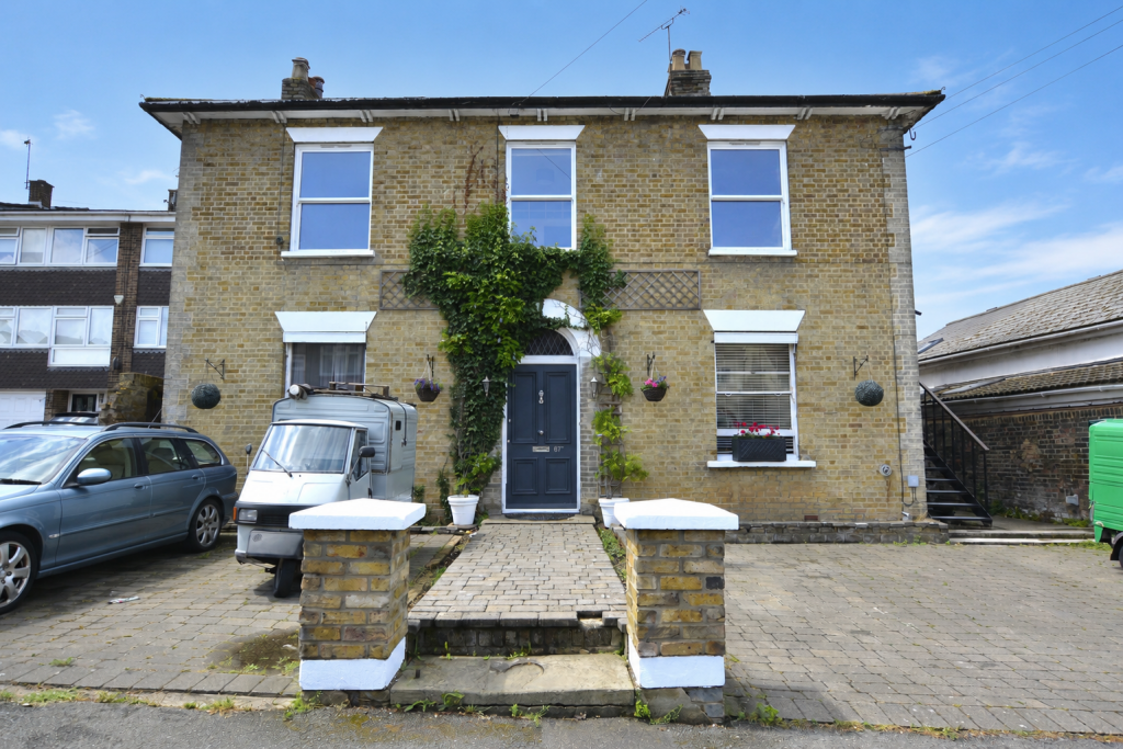 3 bed Apartment for rent in South Weald. From Keith Ashton - Brentwood - Lettings