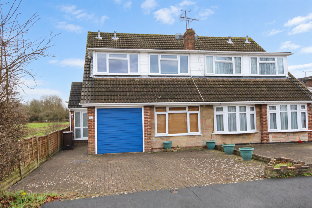 4 bed Mid Terraced House for rent in Brentwood. From Keith Ashton - Brentwood - Lettings