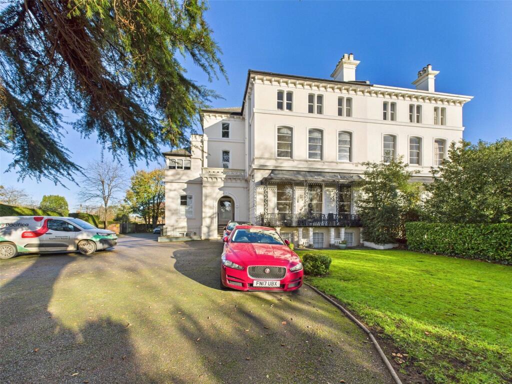 2 bed Apartment for rent in Prestbury. From The Property Centre - Cheltenham