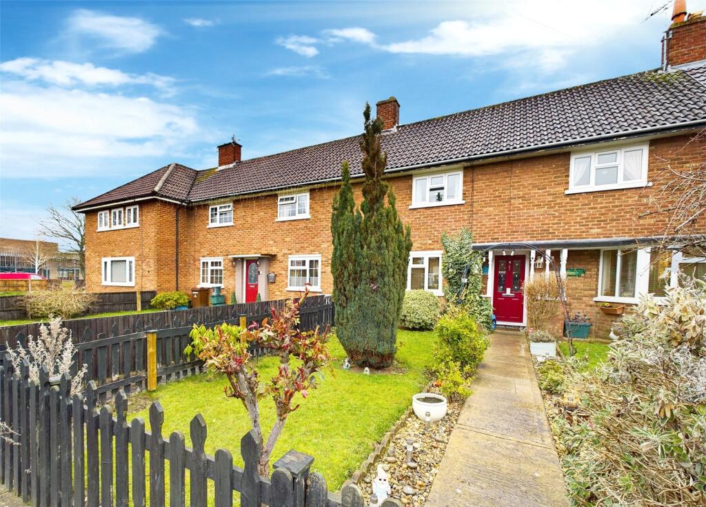 3 bed Mid Terraced House for rent in Prestbury. From The Property Centre - Cheltenham