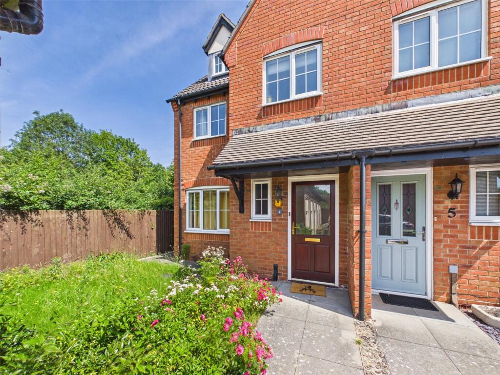 3 bed End of Terrace for rent in Churchdown. From The Property Centre - Churchdown