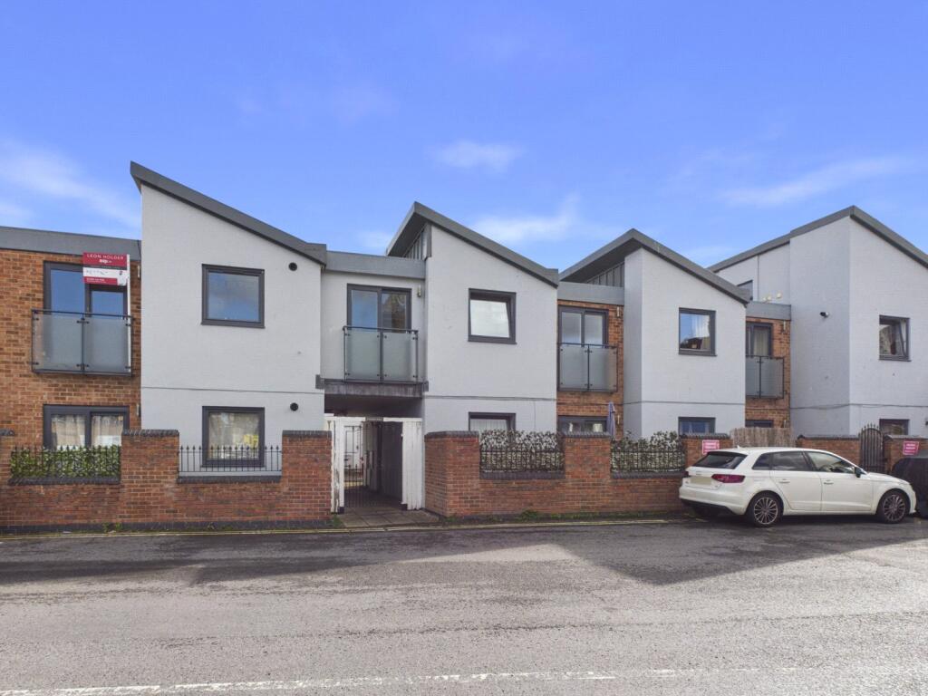 1 bed Apartment for rent in Gloucester. From The Property Centre - Longlevens