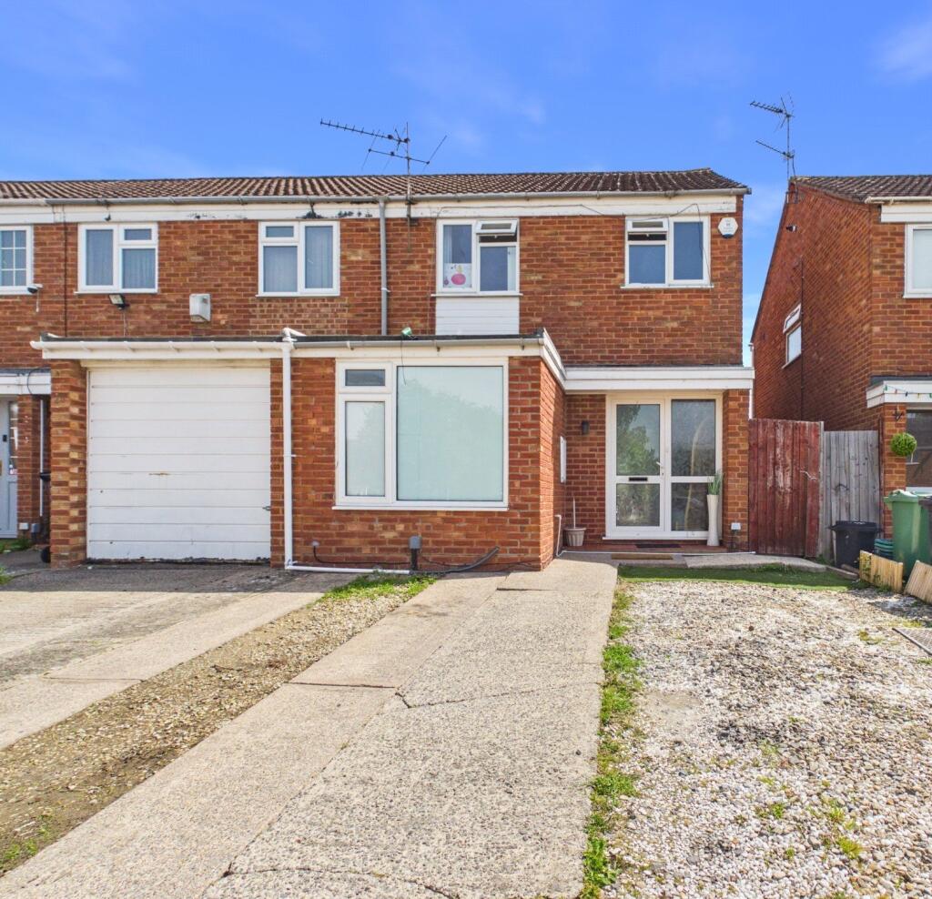 3 bed End of Terrace for rent in Hardwicke. From The Property Centre - Quedgeley