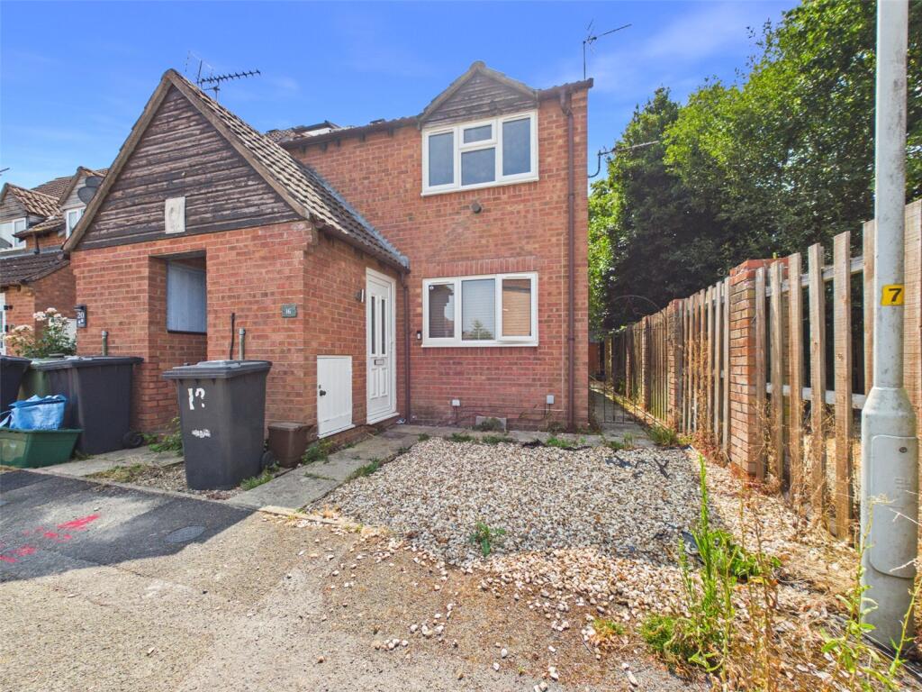 1 bed Apartment for rent in Hardwicke. From The Property Centre - Quedgeley 1 bed Apartment for rent in Hardwicke. From The Property Centre - Quedgeley