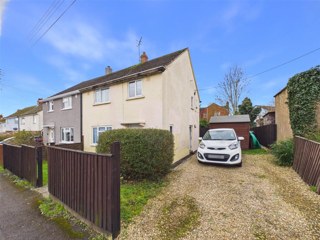 3 bed Semi Detached for rent in Stroud. From The Property Centre - Stroud