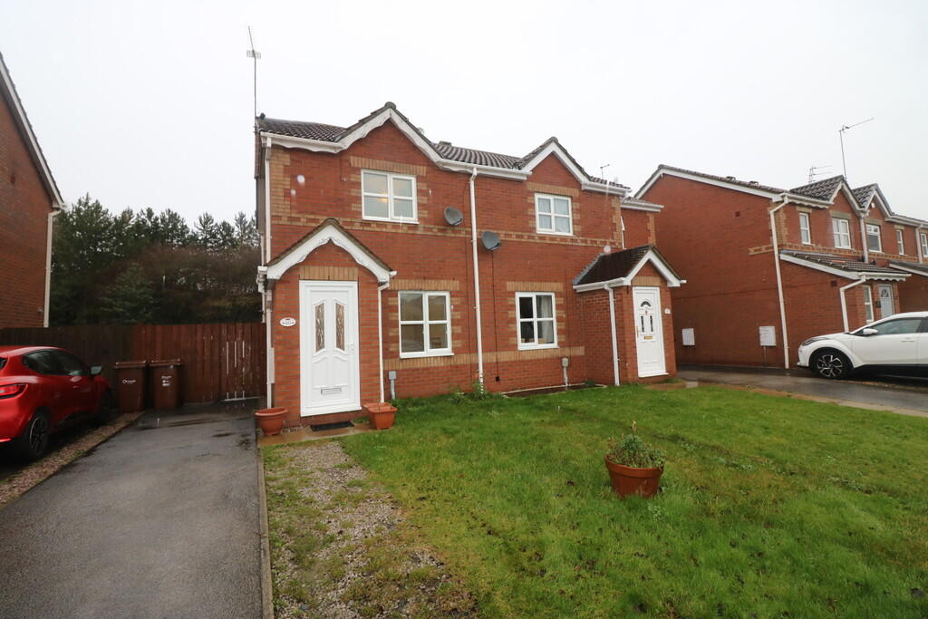 2 bed Semi Detached for rent in Hull. From CJ Property - Hessle
