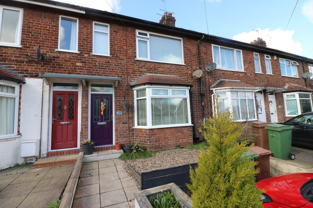 2 bed Mid Terraced House for rent in North Ferriby. From CJ Property - Hessle