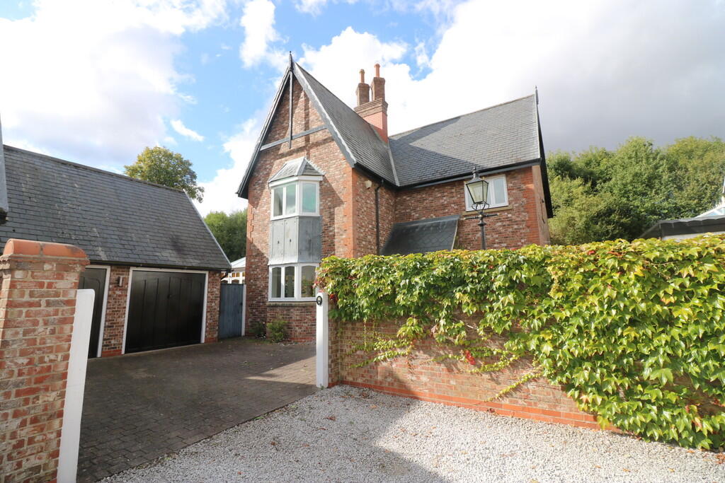 4 bed Detached for rent in West Ella. From CJ Property - Hessle