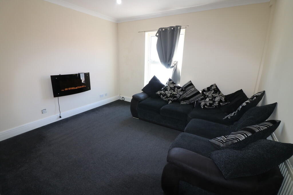 2 bed 1st Floor Flat for rent in Hessle. From CJ Property - Hessle