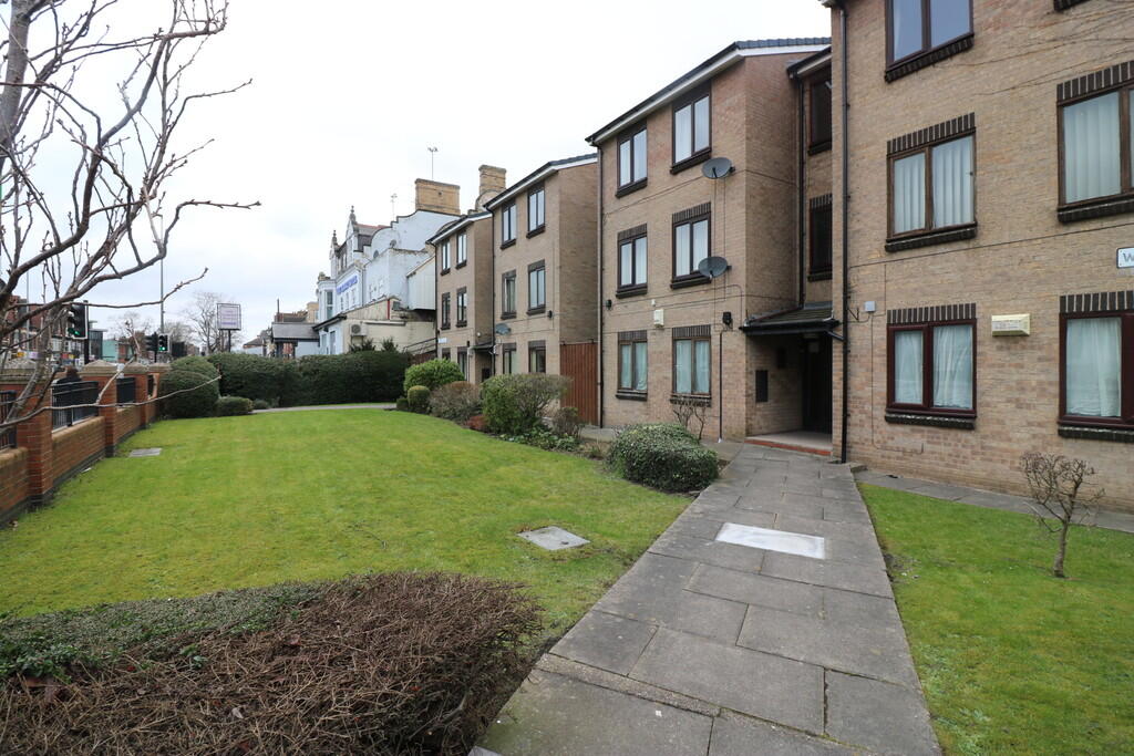 2 bed 1st Floor Flat for rent in Hull. From CJ Property - Hessle