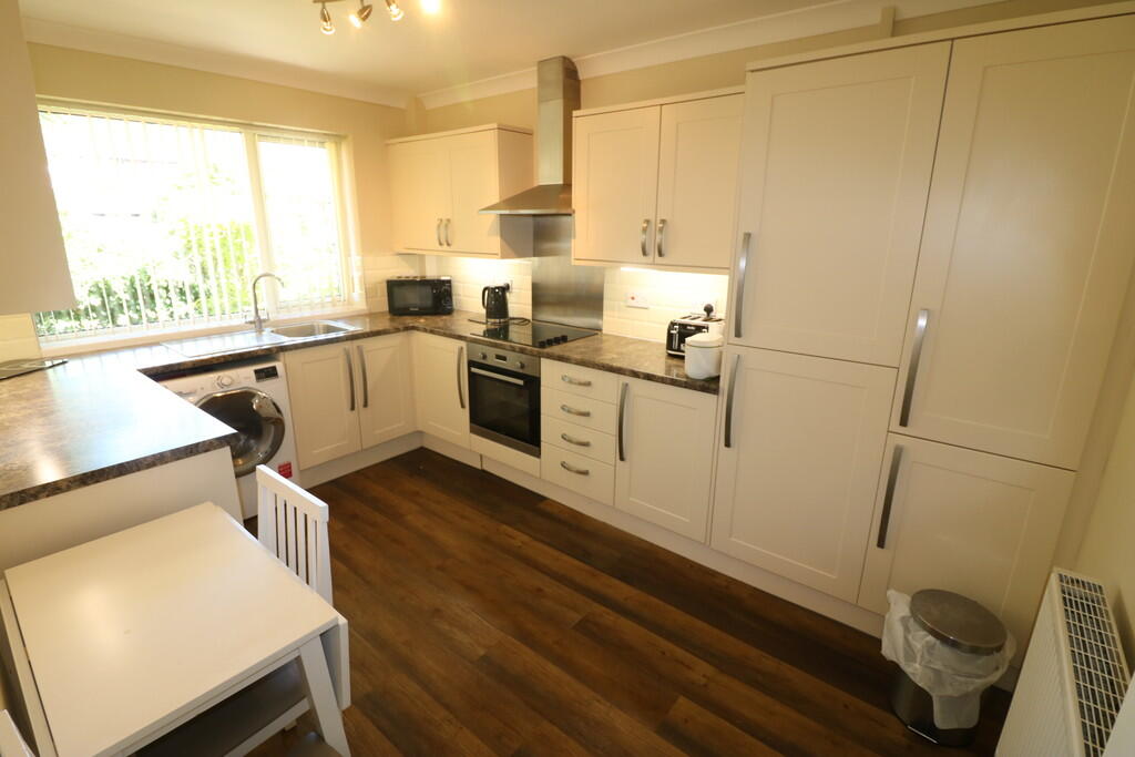 2 bed Apartment for rent in Anlaby. From CJ Property - Hessle