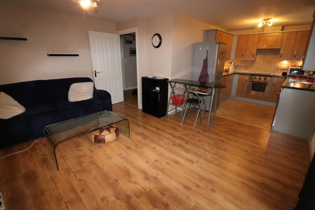 2 bed Apartment for rent in Hull. From CJ Property - Hessle 2 bed Apartment for rent in Hull. From CJ Property - Hessle