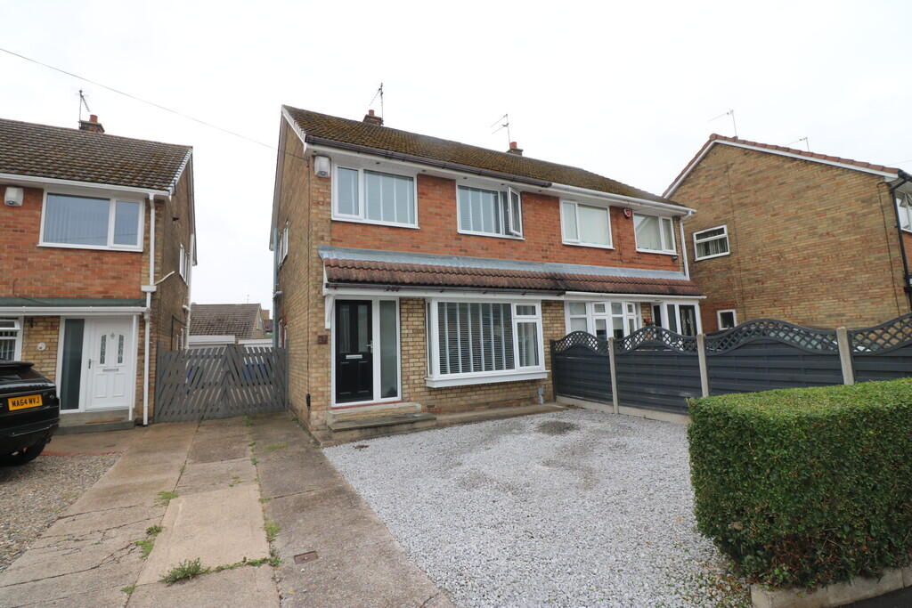 3 bed Semi Detached for rent in Hessle. From CJ Property - Hessle