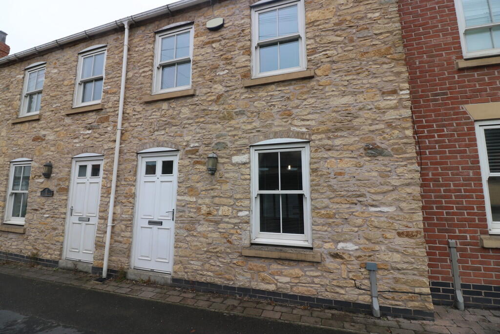 3 bed Mid Terraced House for rent in South Cave. From CJ Property - Hessle