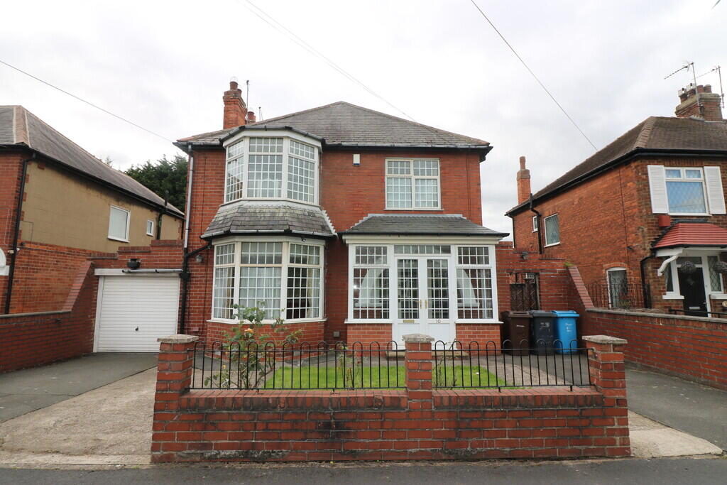 4 bed Detached for rent in Hull. From CJ Property - Hessle