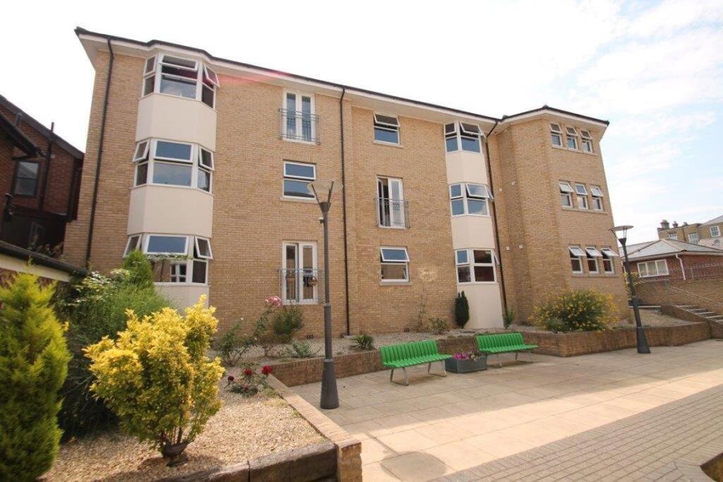 1 bed Apartment for rent in Ryde. From Island Lettings - Ryde
