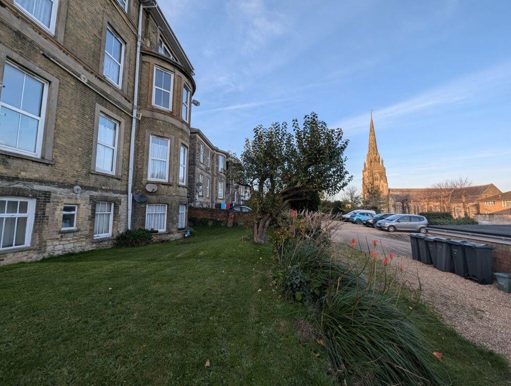 1 bed Apartment for rent in Ryde. From Island Lettings - Ryde