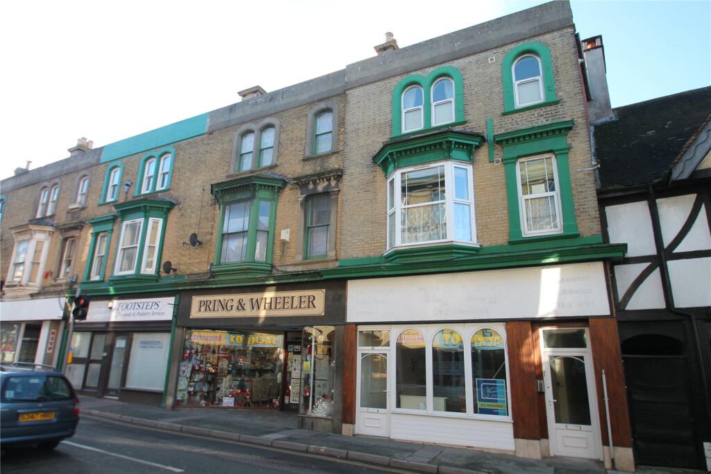 1 bed Apartment for rent in Shanklin. From Island Lettings - Ryde