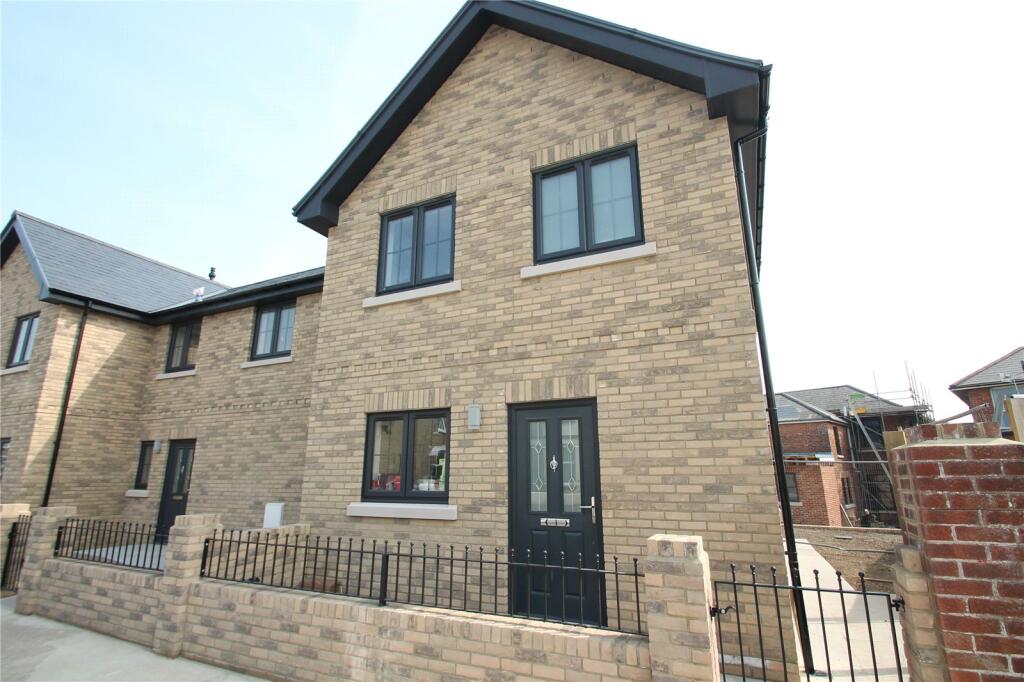 3 bed Mid Terraced House for rent in . From Island Lettings - Ryde 3 bed Mid Terraced House for rent in . From Island Lettings - Ryde