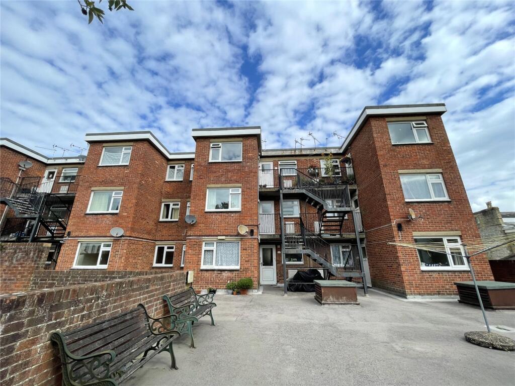 2 bed Apartment for rent in Ryde. From Island Lettings - Ryde 2 bed Apartment for rent in Ryde. From Island Lettings - Ryde