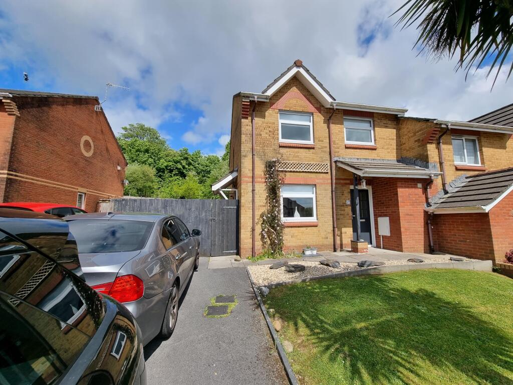 3 bed Detached for rent in Talyclun. From John Francis - Gorseinon