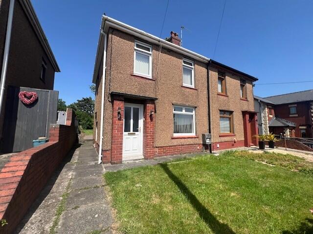 2 bed Detached for rent in Llangennech. From John Francis - Gorseinon