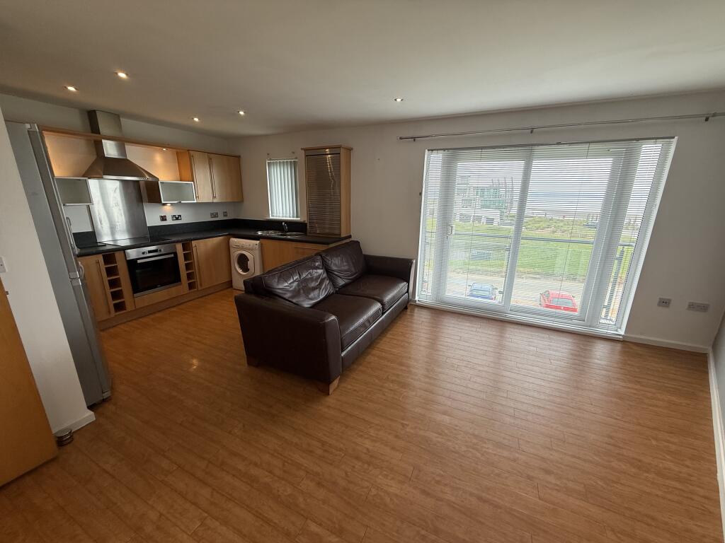 2 bed 1st Floor Flat for rent in Llanelli. From John Francis - Gorseinon