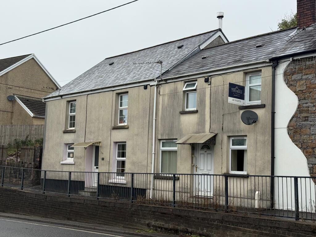 2 bed Mid Terraced House for rent in Gwaun-Cae-Gurwen. From John Francis - Gorseinon 2 bed Mid Terraced House for rent in Gwaun-Cae-Gurwen. From John Francis - Gorseinon
