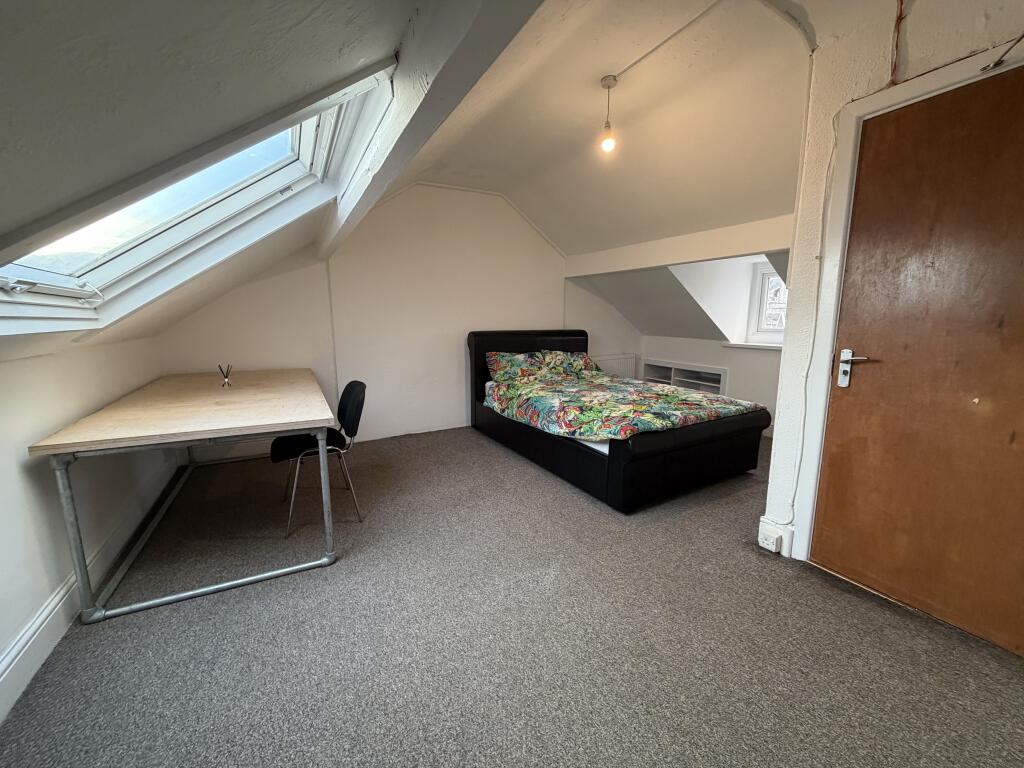 1 bed House Share for rent in Swansea. From John Francis - Swansea