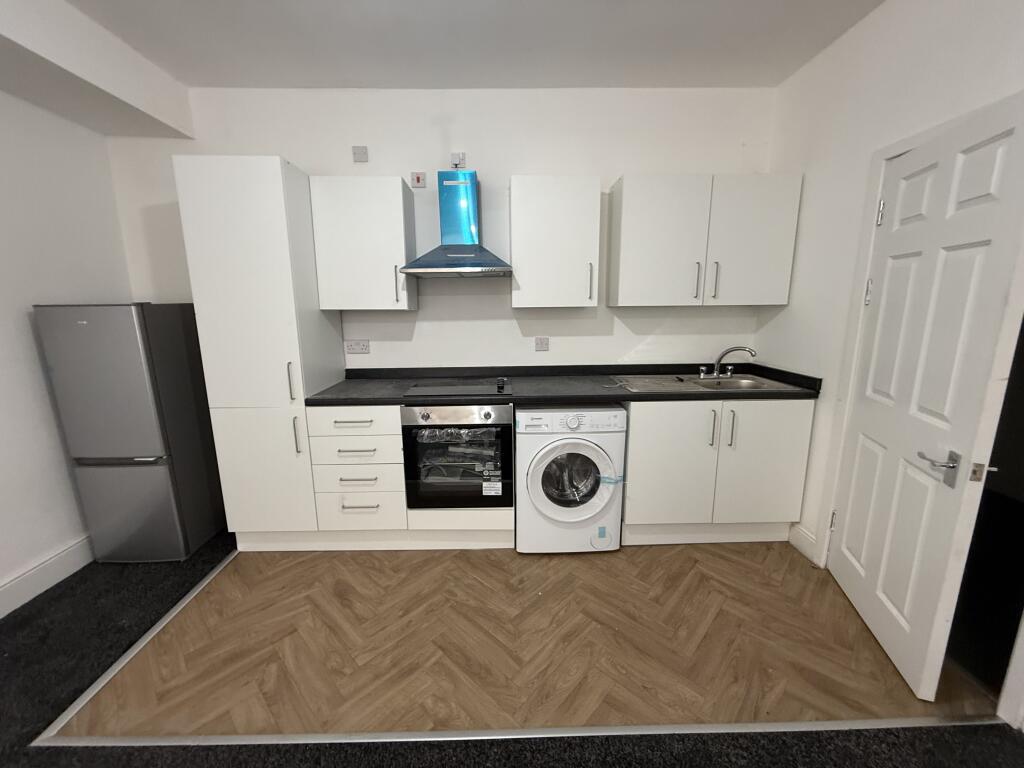 1 bed 1st Floor Flat for rent in Pontardawe. From John Francis - Swansea