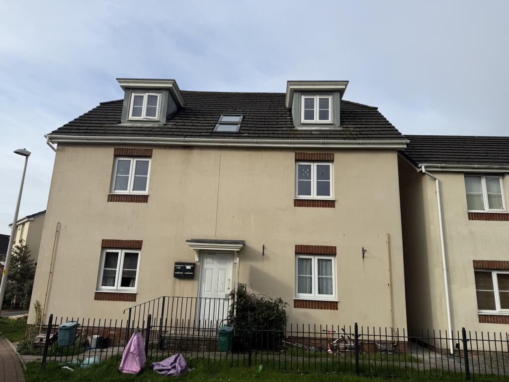 2 bed 1st Floor Flat for rent in Swansea. From John Francis - Swansea