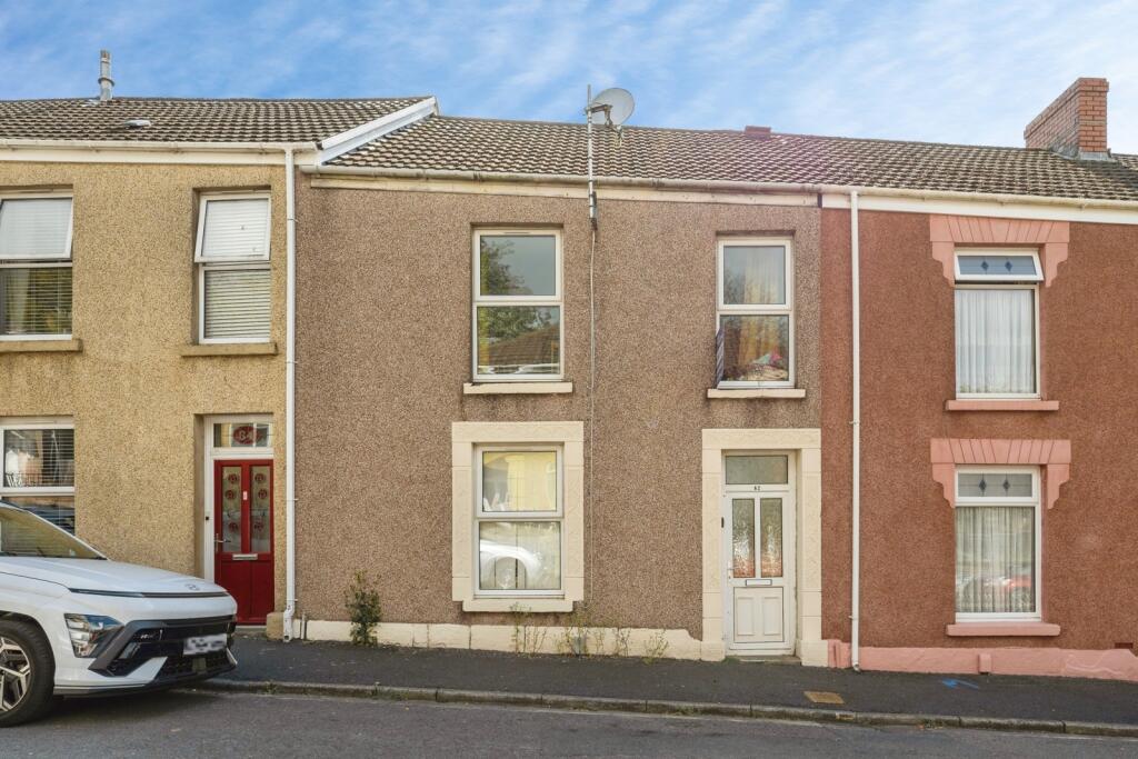 3 bed Mid Terraced House for rent in Swansea. From John Francis - Swansea