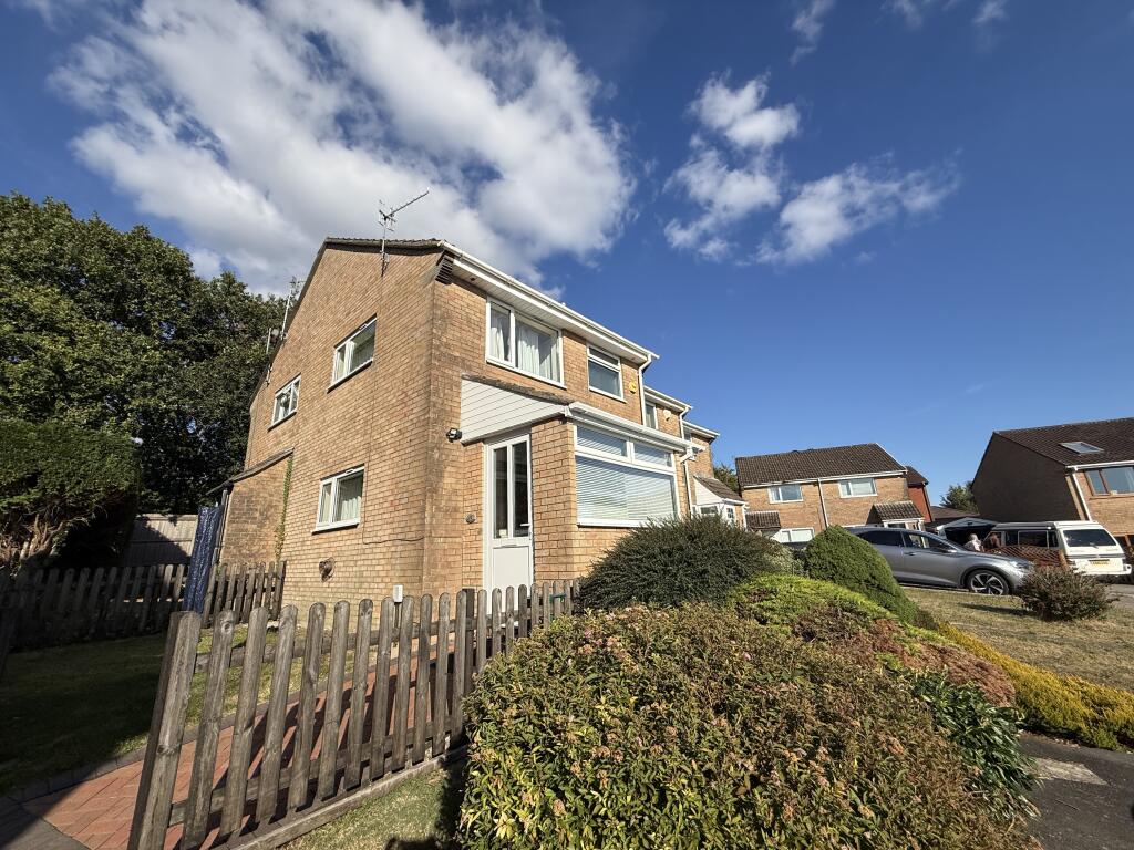 1 bed Detached for rent in Glais. From John Francis - Swansea